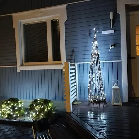 アパート Cozy Detached House Near The ロヴァニエミ